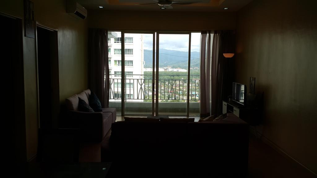 Abu Homestay @ 1borneo Condominium Tower B Apartment *