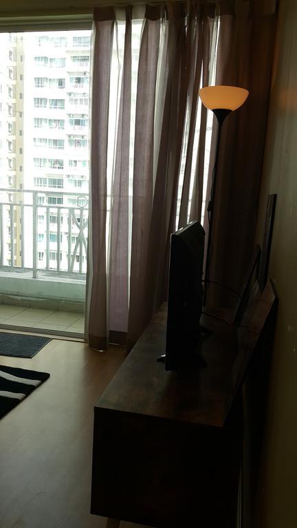 Apartment Abu Homestay @ 1borneo Condominium Tower B *
