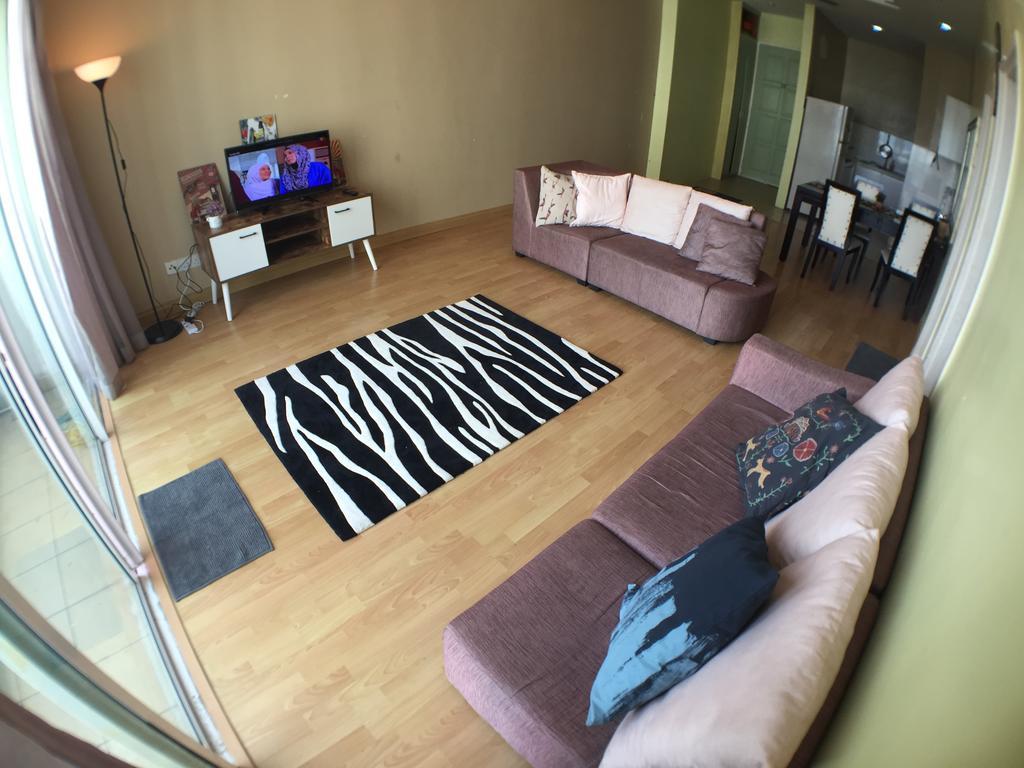 Abu Homestay @ 1borneo Condominium Tower B * Kota Kinabalu