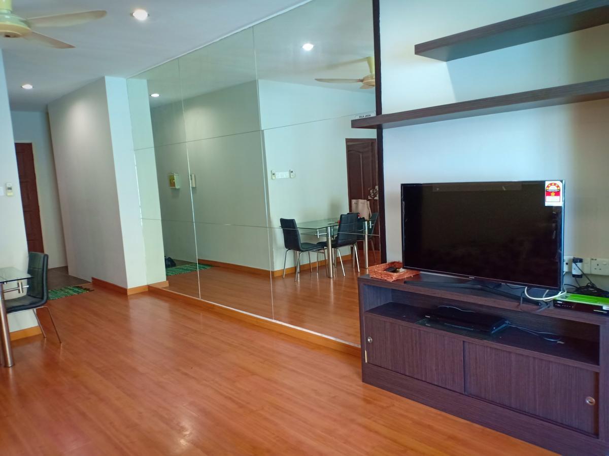Abu Homestay @ 1borneo Condominium Tower B Apartment *